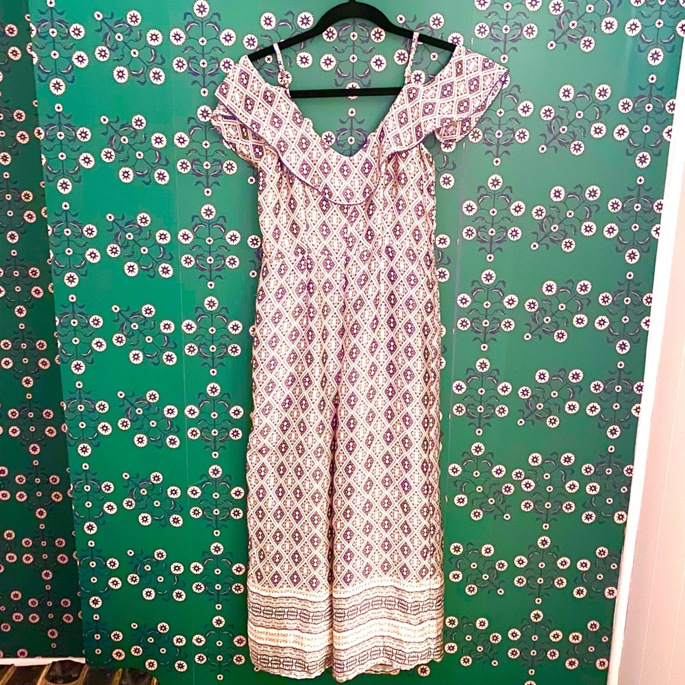 Silky Patterned Romper With Pockets - image 1